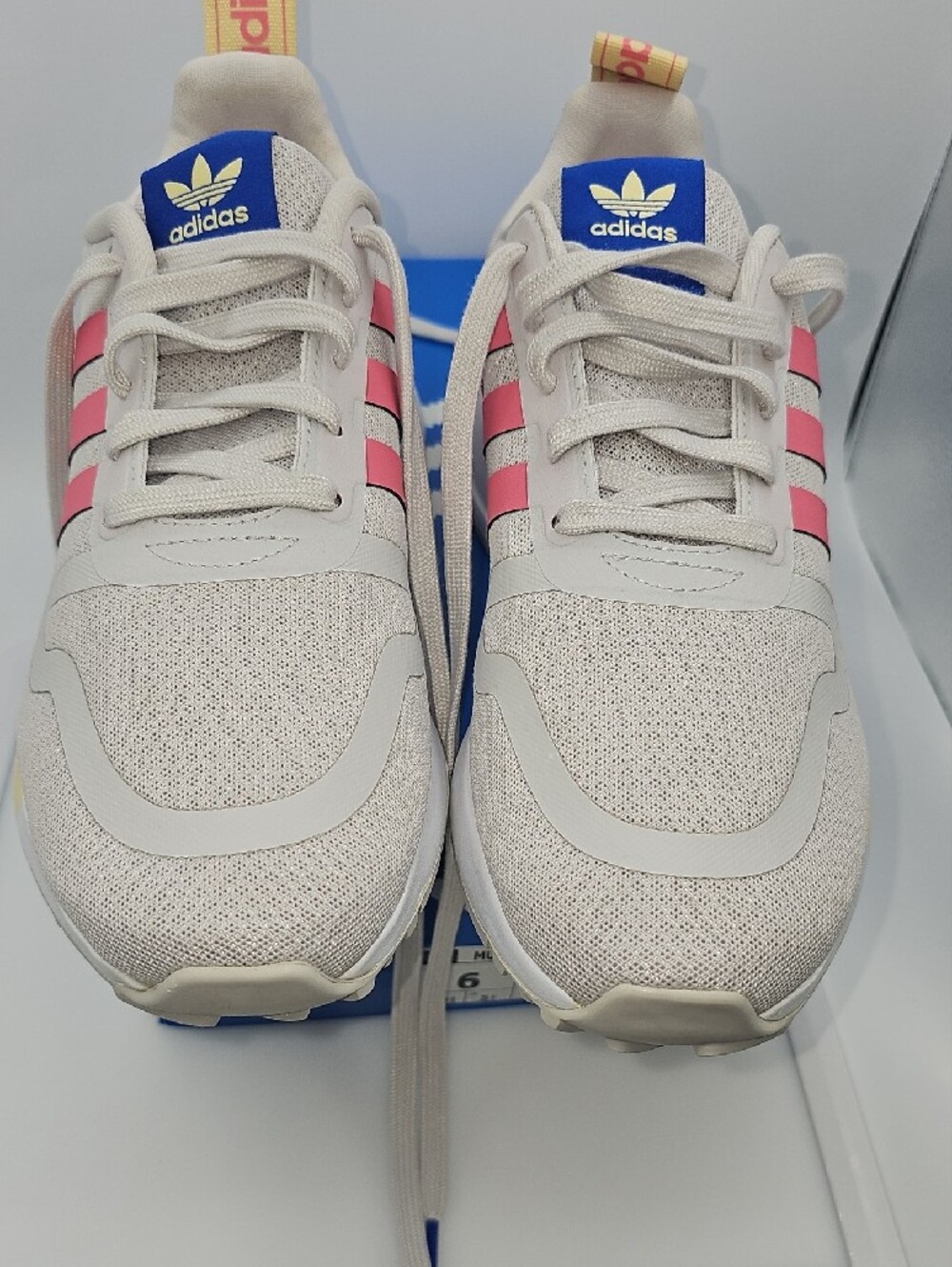 adidas Youth Cream Sneakers with Pink Stripes and Blue Accents Size 6